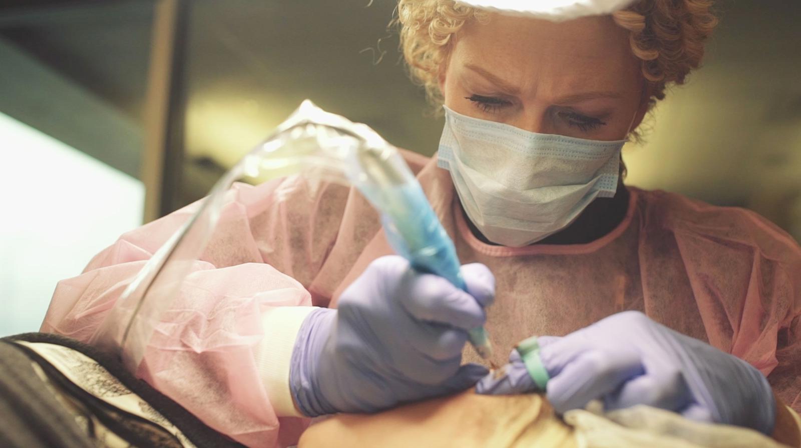 6 Things Beauty Experts Want You To Know Before You Try Microblading – Romper